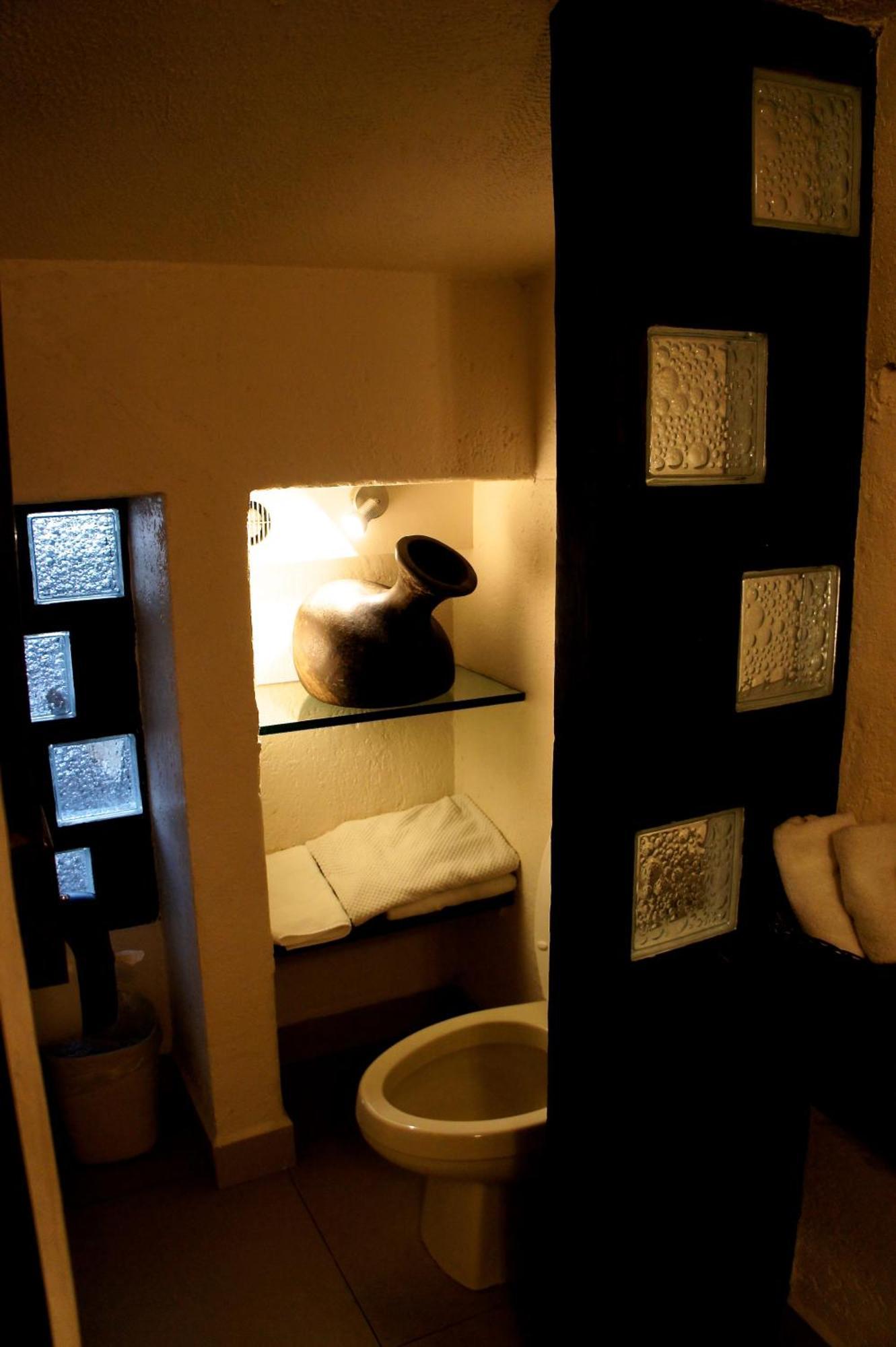 Aztic Hotel And Executive Suites Mexico by Rom bilde
